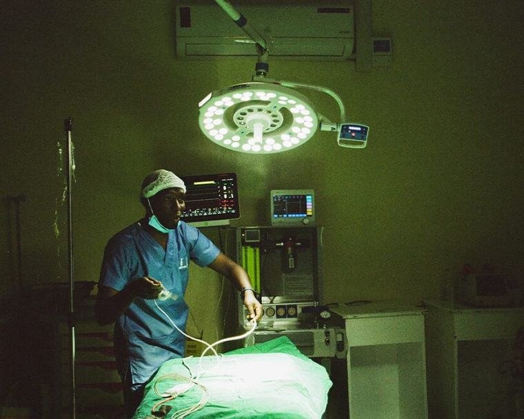 Surgeon preparing for cleft surgery